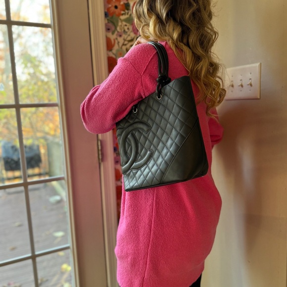 Authentic Chanel Bag EUC - Picture 4 of 16